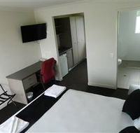 Dooleys Tavern and Motel Springsure - Perths Hotel