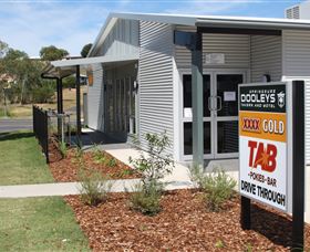Dooleys Tavern And Motel Springsure - Perths Hotel 3