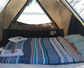 Rainbow Beach Ultimate Camping - Perths Hotel 1