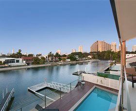 Xanadu Waterfront Elite Holiday Home - Perths Hotel 1