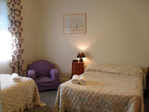 Aaron Cottage - Perths Hotel 1