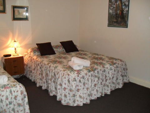 Aaron Cottage - Perths Hotel 2