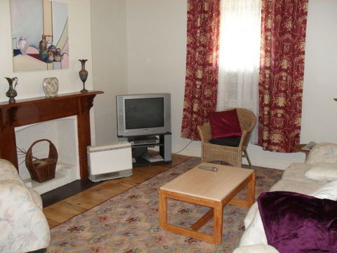 Aaron Cottage - Perths Hotel 4
