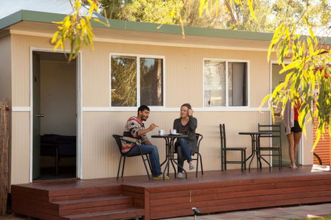 Alice Lodge Backpackers - Perths Hotel 0