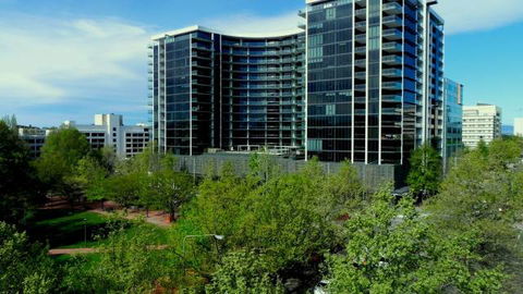 Astra Apartments - Manhattan - Perths Hotel 0