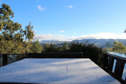 Jenolan Valley View - Perths Hotel 7