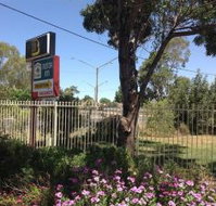 Forest Lodge Motor Inn and Restaurant - Perths Hotel
