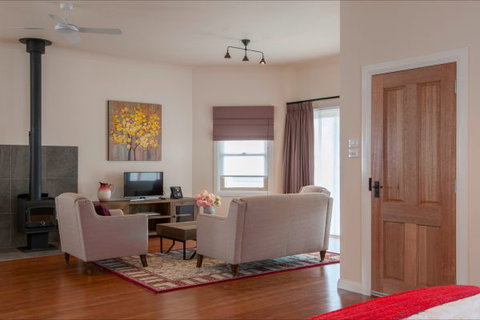 The Nest At Gundaroo - Perths Hotel 1