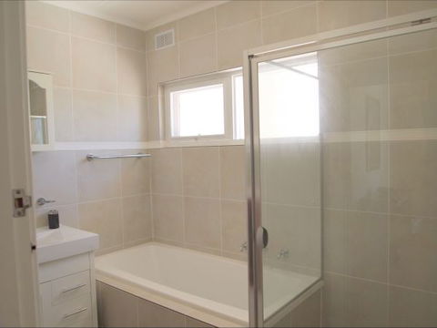 Christies Cottage For Holidays And Relocations. - Perths Hotel 7