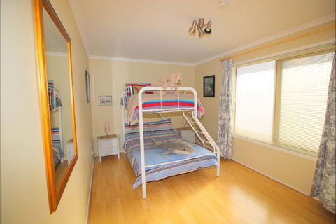 Christies Cottage For Holidays And Relocations. - Perths Hotel 26