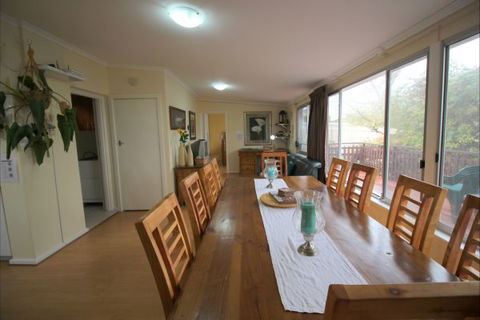 Christies Cottage For Holidays And Relocations. - Perths Hotel 10