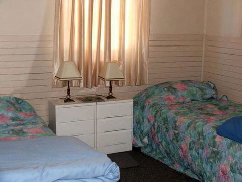 CASS Cottage - Perths Hotel 2