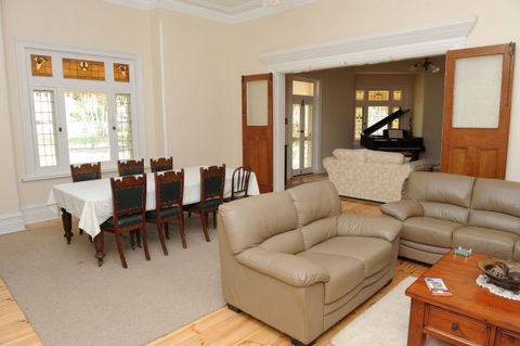 Cockburn House - Perths Hotel 2