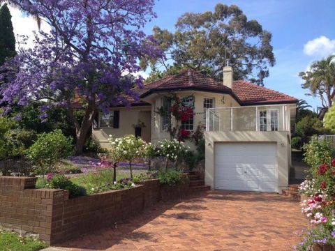 Jacaranda Bed And Breakfast - Perths Hotel 0