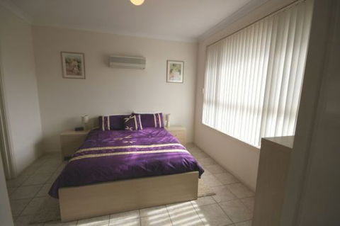 LJ Hooker Goolwa Holiday Rentals - 42 Underwood Avenue, Goolwa Beach - Perths Hotel 21