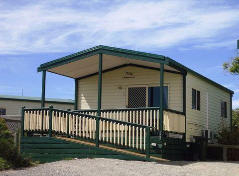 Elliston Waterloo Bay Tourist Park - Perths Hotel 1