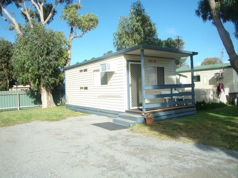 Elliston Waterloo Bay Tourist Park - Perths Hotel 9