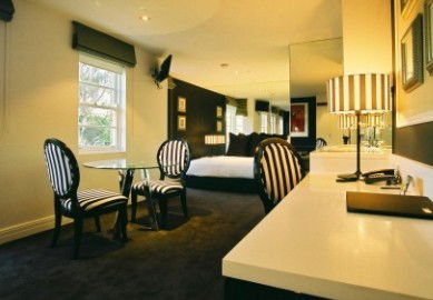 Quest East Melbourne - Perths Hotel 4