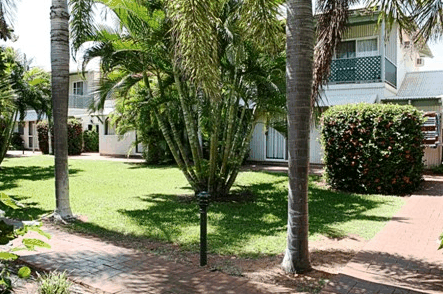 Cable Beachside Villas - Perths Hotel
