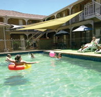 City Colonial Motor Inn - Perths Hotel