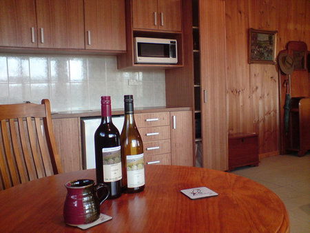 Springrange ACT Perths Hotel