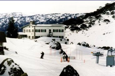 Peer Gynt - Perths Hotel 0