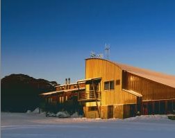 The Stables Resort - Perths Hotel 0