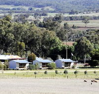 Stone Hut - Perths Hotel