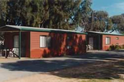 Tumby Bay Caravan Park - Perths Hotel 0