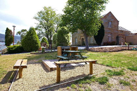 Quest Trinity House - Perths Hotel 1