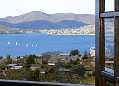 Hugo's B & B - Perths Hotel 0