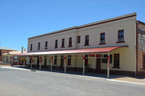 Copper Coast Hotel - Perths Hotel 3