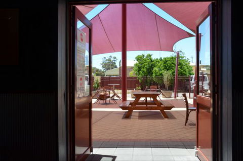 Copper Coast Hotel - Perths Hotel 6