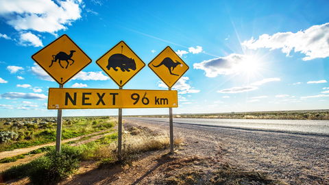 Nullarbor Roadhouse - Perths Hotel 1