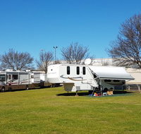 Murray Bridge Show Grounds - RV Friendly campaing - Perths Hotel