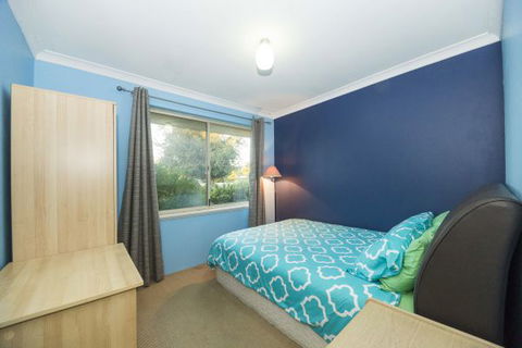 Alpha Homestay - Perths Hotel 1