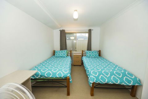 Alpha Homestay - Perths Hotel 2