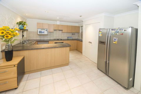 Alpha Homestay - Perths Hotel 7