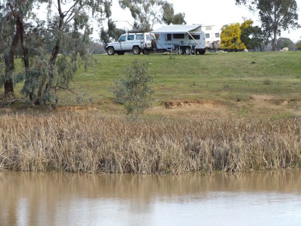 Broken Creek VIC Perths Hotel