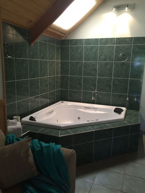 Colac Colac Caravan Park - Perths Hotel 3