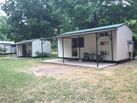 Colac Colac Caravan Park - Perths Hotel 5