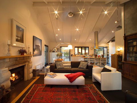 Frenchman's River - The Writer's House - Perths Hotel 2