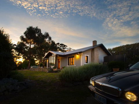 Frenchman's River - The Writer's House - Perths Hotel 8