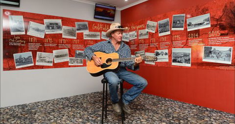 Goldfields Hotel And Finnigan's Rest - Perths Hotel 1