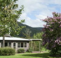 Melross  Willows Estate - Perths Hotel