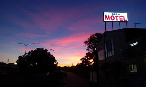 Sail Inn - Yeppoon - Perths Hotel 8