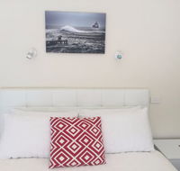 Springtide Studio Apartments