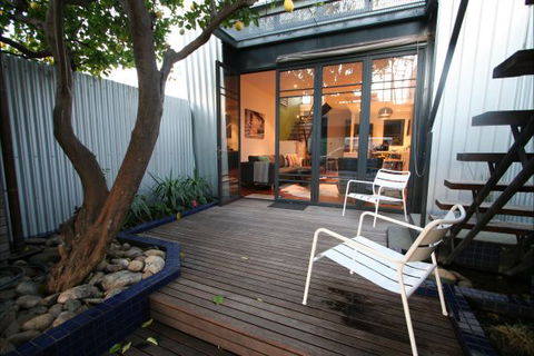 Two Five Zero / Richmond - Perths Hotel 8