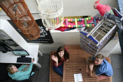 Zing! Backpackers Hostel - Perths Hotel 3