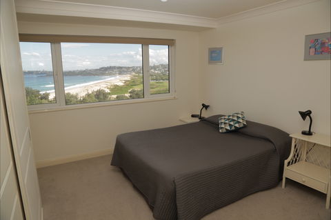 A Beach House Near Manly Two - Perths Hotel 4